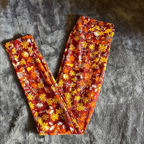 LuLaRoe  Floral Leggings - Picture 3 of 4